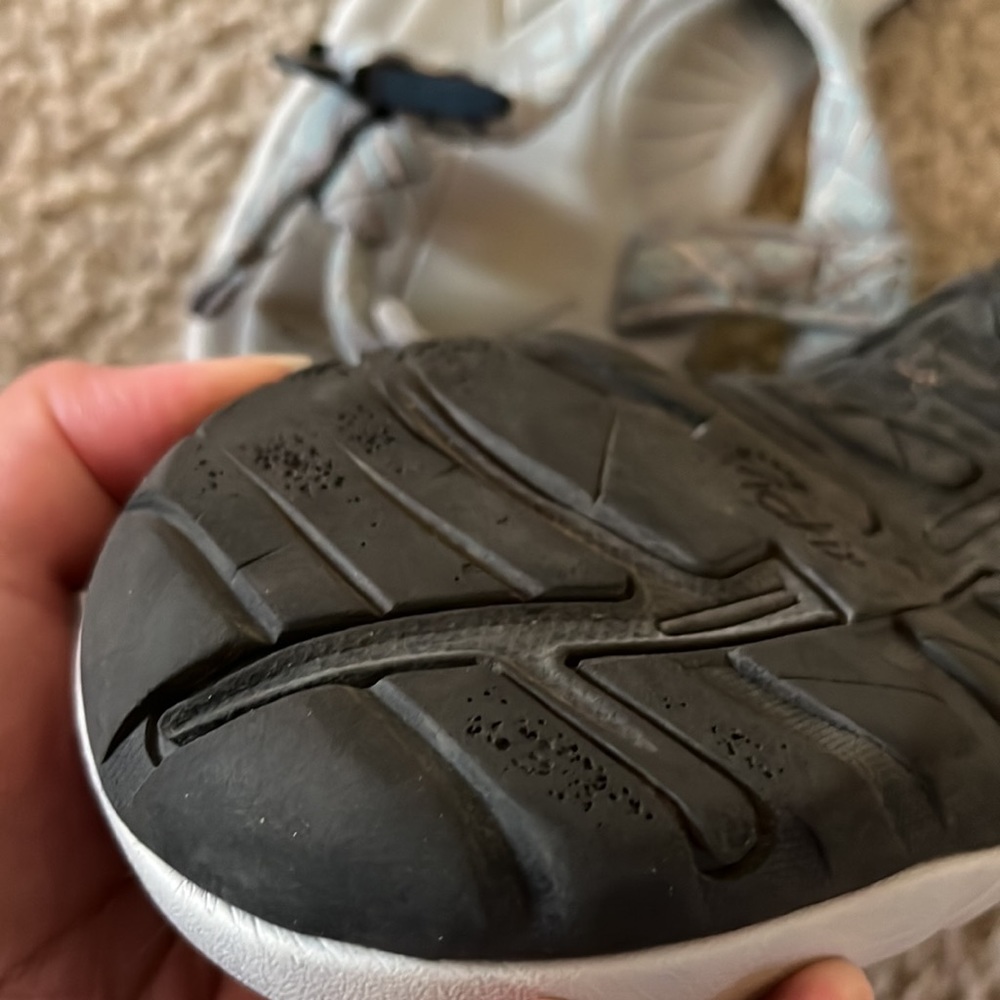 Viakix | Sandals - Picture 6 of 6